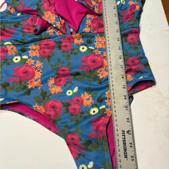 one-piece floral print swimsuit in multicolor deep V-neck ruffle trim med - Picture 7 of 12